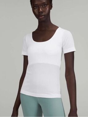 Lululemon Ebb to Street Short Sleeve Shirt NWT